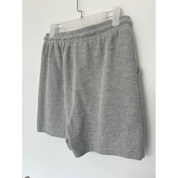 Women’s shorts, light grey, size S - Picture 4 of 4